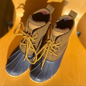 Boys Hilfiger Duck Boots Sz 13